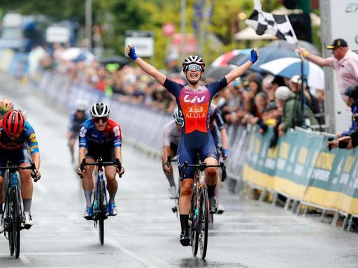 Race for the Kings Park CrownAustralia's top cyclists and para-cyclists come together to compete for the coveted green a...