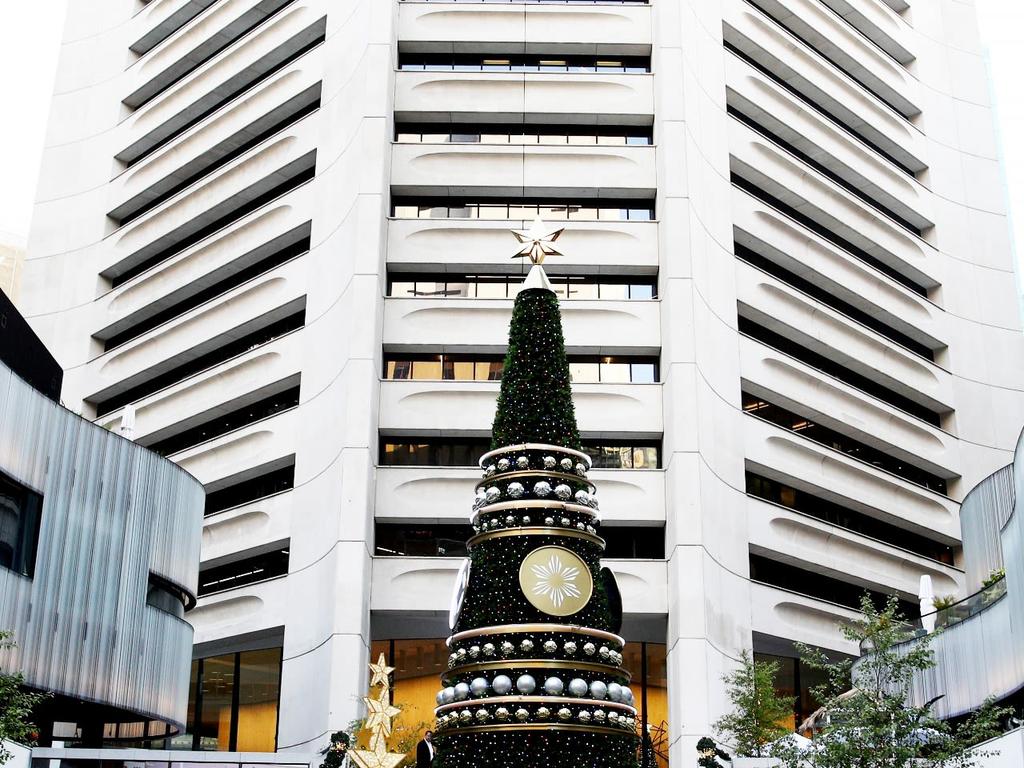25 Martin Place Christmas lights and pop-up bar 2022 | What's on in Sydney