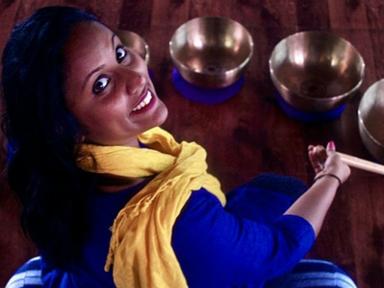 Join us in a deeply immersive meditation  where you will bathe in the healing tones of Himalayan Singing Bowls with a gu...