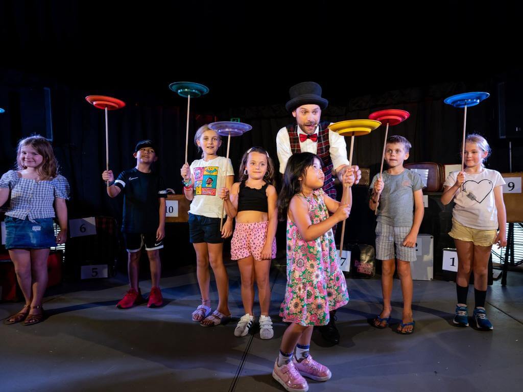 A Pocket Sized Circus 2023 | What's on in Darling Harbour