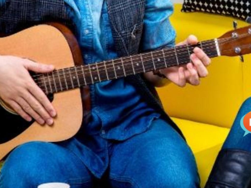 Adult Beginner Group Guitar 101 2020 | Stanmore