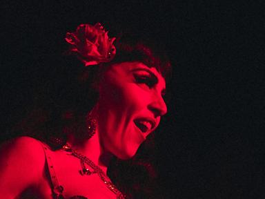 Welcome back to the shimmery world of Burlyflexx! This advanced 8-week neo-burlesque program is designed exclusively for...