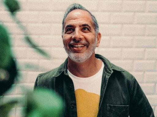 An Evening with Yotam Ottolenghi is the ideal recipe of personality, philosophy, and flavour - a perfectly concocted cro... An Evening with Yotam Ottolenghi is the ideal recipe of personality, philosophy, and flavour - a perfectly concocted cro...