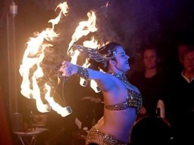 At Australia's most lavish- hidden- boutique theatre Speakeasy HQ presents Applause- the smouldering cabaret and burlesq...