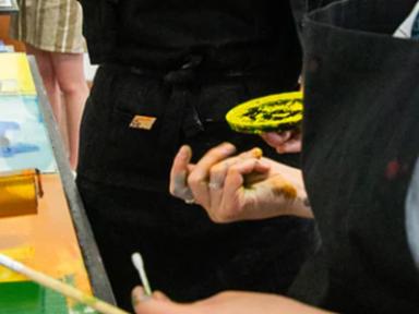 You will explore various traditional and contemporary techniques such as chine-colle and sugar-lift to produce your own ... You will explore various traditional and contemporary techniques such as chine-colle and sugar-lift to produce your own ...