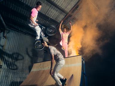 Demi-DEMO parachutes into the forecourt of Customs House with a team of champion skaters- BMXers- parkourists and dancer...