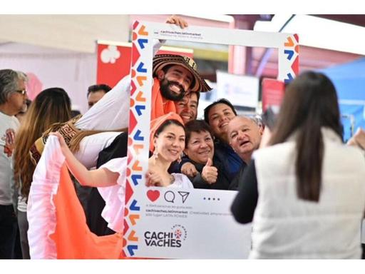 Cachivachis Latin Market is a vibrant cultural event that brings together the colours, sounds, and flavours of Latin Ame... Cachivachis Latin Market is a vibrant cultural event that brings together the colours, sounds, and flavours of Latin Ame...