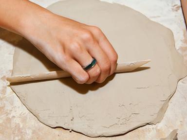 Learn hand-building techniques to make vessels and sculptural forms in this fun 4-week course for beginners or students ...