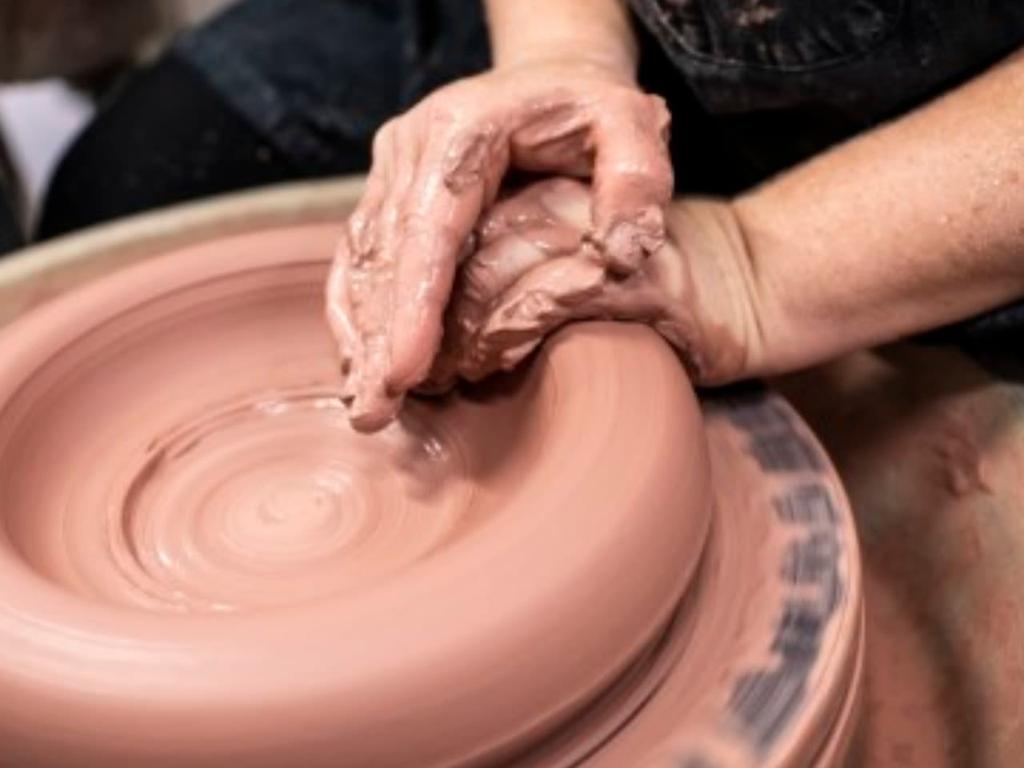 Ceramics: Beginner wheel throwing (16+ years) 2022 | What's on in Chippendale