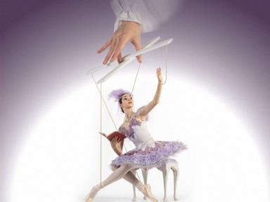 In this classic love-story, a village youth, Franz, falls in love with the beautiful Coppélia