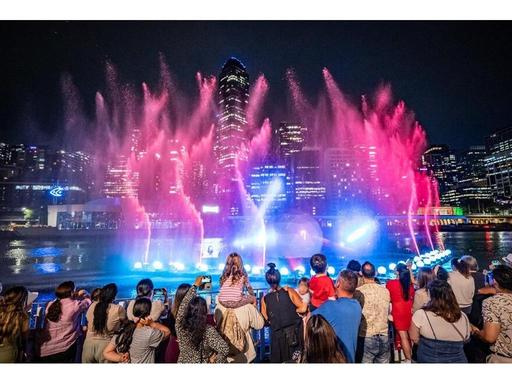 The spectacular river show returns to the Birrarung - Yarra River this Christmas!Head to Southbank Promenade outside Cro...