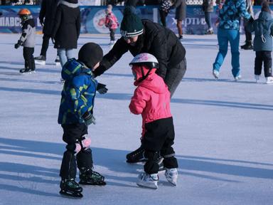 Lace up your skates and start practicing your pirouettes, because Darling Harbour is getting an ice skating rink!