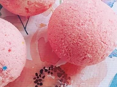 Bath bombs are fun to make and easy when you know how to make them.In this livestream class- you will learn what ingredi...