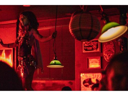 Bingo just got a lipstick-stained makeover.Head to Heartbreaker for Drag Bingo hosted by one of Melbourne's finest queen... Bingo just got a lipstick-stained makeover.Head to Heartbreaker for Drag Bingo hosted by one of Melbourne's finest queen...
