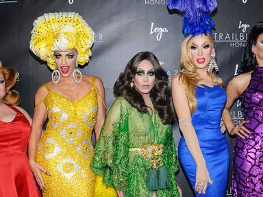 Step into the Glamorous world of DRAG right here in Surfers Paradise with DRAGALICOUS!
