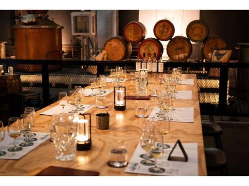 Join artist Rosie Stanton at Bakery Hill Distillery for a step-by-step one-of-a-kind art workshop.Included in your ticke... Join artist Rosie Stanton at Bakery Hill Distillery for a step-by-step one-of-a-kind art workshop.Included in your ticke...