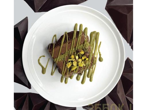 Dubai Chocolate Gelato Slice 2025