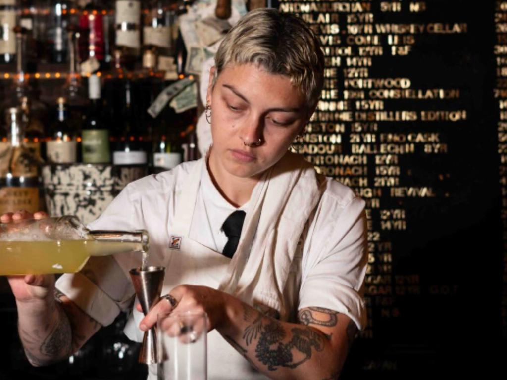 Experience World-Class Cocktails in Sydney's Renowned Bars 2023 | The Rocks