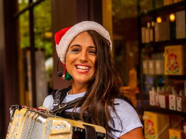 Head into Subiaco each Friday during the festive season for FREE live entertainment, Christmas carols, Santa visits and other magical moments!