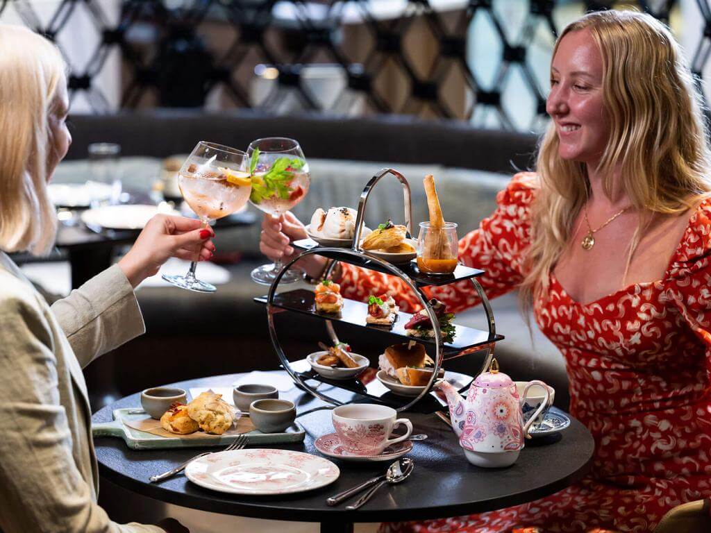 Festive G&tea High Tea 2022 | What's on in Darling Harbour