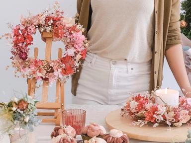 Getting bored at home and want to make something beautiful to decorate your dining table? Want to 'wow' your guests with...