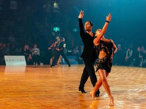Come and learn the iconic Pasodoble with Australian Latin champion Kevin. He'll take you through your paces in this 90-m...