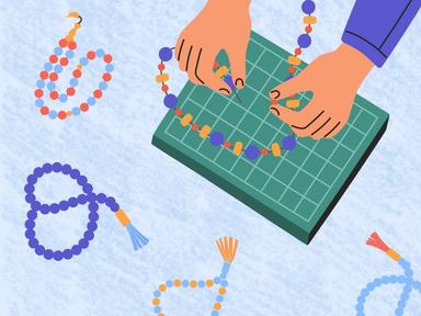 Part meditation tool, part musical instrument! Discover the history of this Greek tradition and craft your own set of komboloi in a hands-on workshop for ages 5-12.