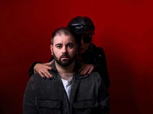 A deliriously dark, heart-stabbing, and hilarious queer ghost story about love, grief, and the demons we can't quite exo...