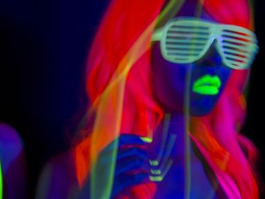 Take your potion and enter Neon-Wonderland... It's time for an explosion of colour and LUV! Glossy Entertainment has cur...