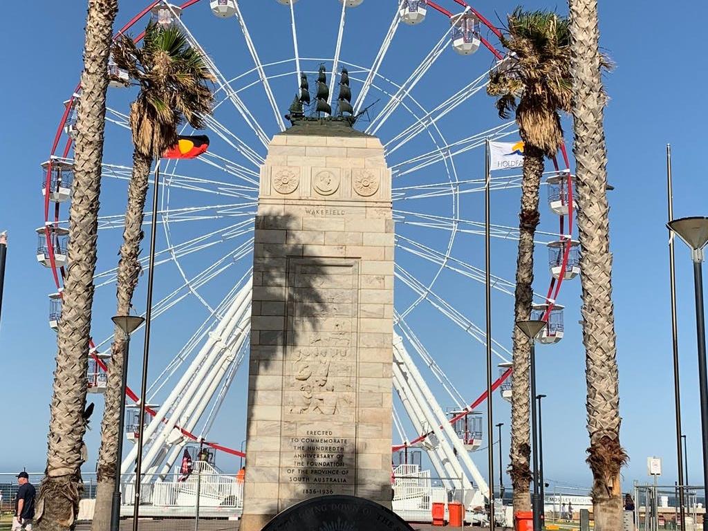 Mix 102.3 Giant Ferris Wheel | Glenelg