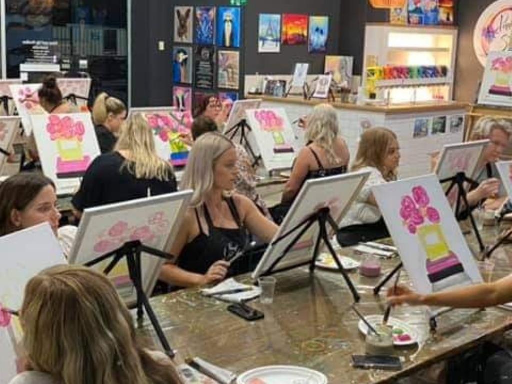 Mother's Day Paint and Sip Studios 2021 | Leichhardt