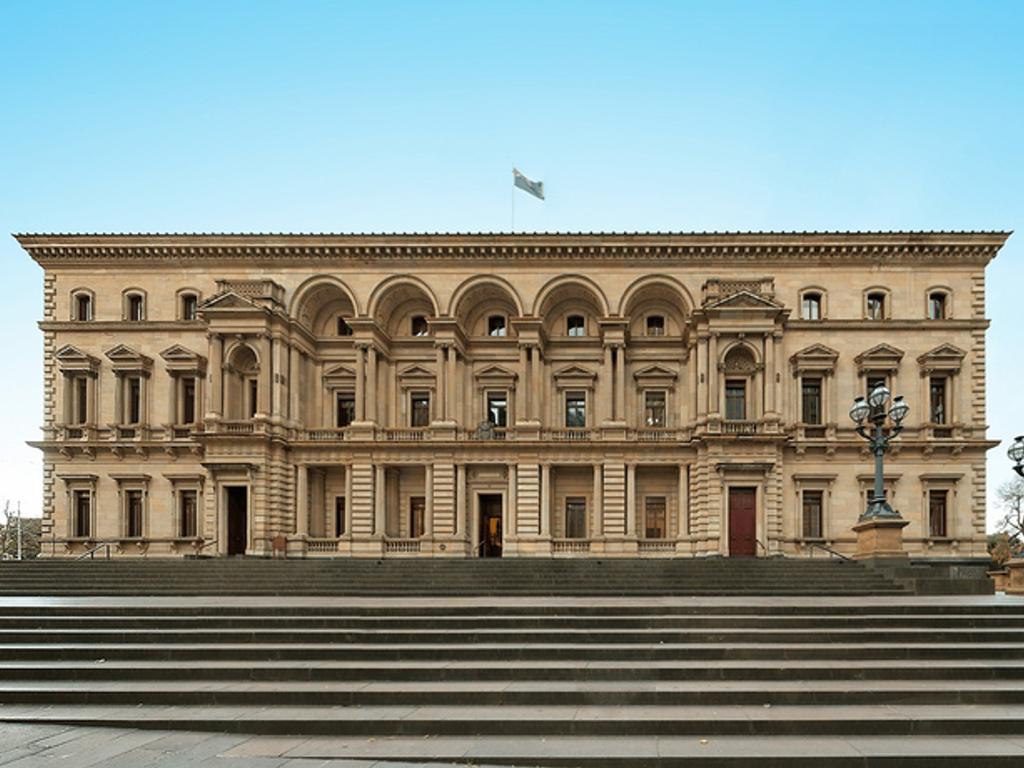 Old Treasury Building 2021 | Melbourne