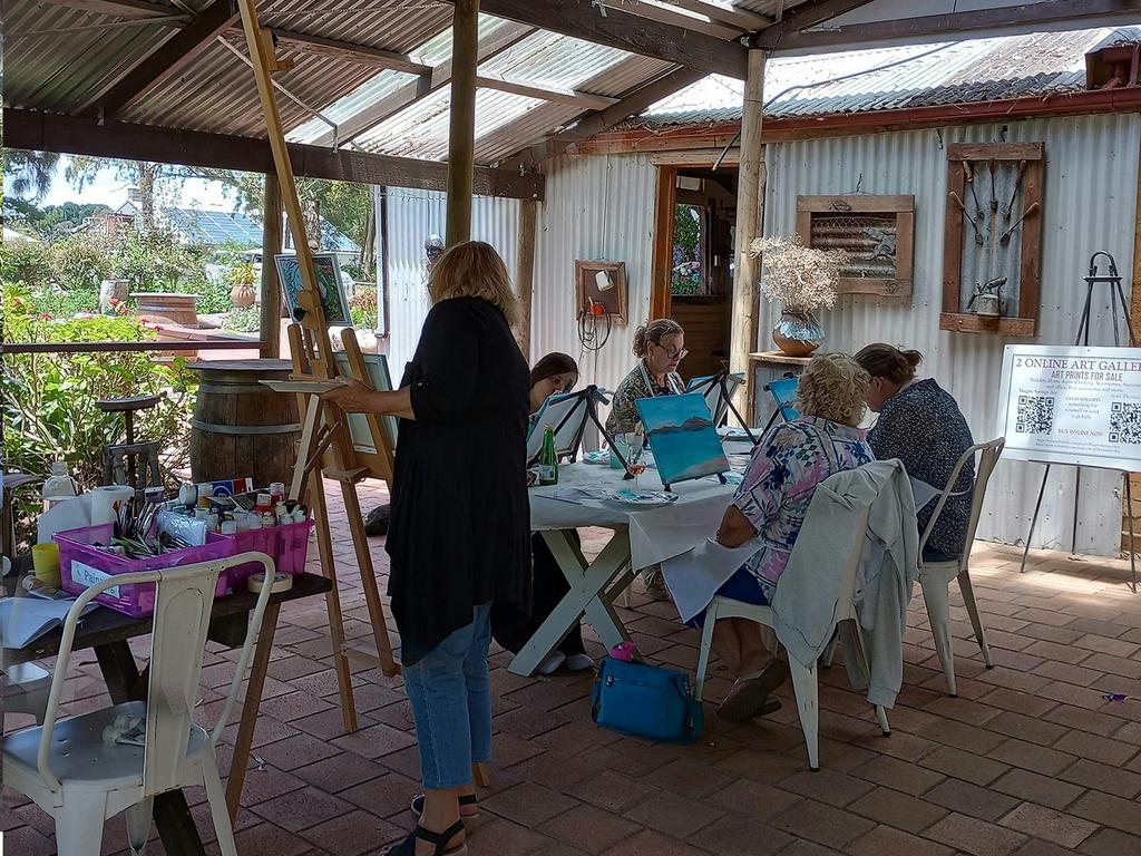 Paint and Sip Art Classes at Magpie Springs - Fridays in the Fleurieu Peninsula 2026 | What's on in Willunga Hill