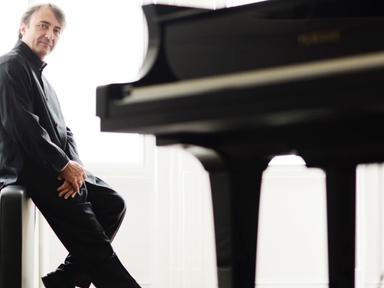 Jean-Efflam Bavouzet brings his technical versatility and flair to Ravel's colourful Piano Concerto in G.  Through whirl...