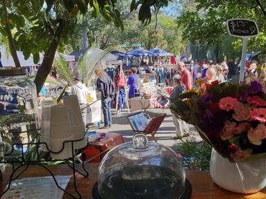 Redlands Coast Collective Markets is a boutique market selling Arts and Crafts, Handmade Items, Vintage and Pre-Loved cl...