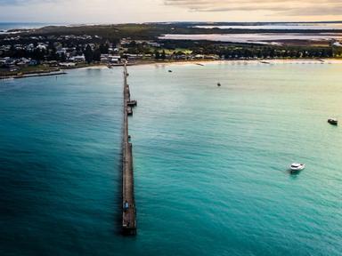 The Rivoli Bay Jetties Fishing Competition is a great School Holiday activity. Register at the Briefing & Workshops foll...