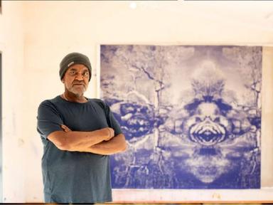 Robert Fielding is a contemporary artist of Pakistani, Afghan, Western Arrernte and Yankunytjatjara descent, who lives in Mimili Community in the remote Anangu Pitjantjatjara Yankunytjatjara (APY) Lands.