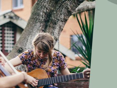 Irish-Australian percussionist and singer-songwriter Bonnie Stewart (aka. Bonniesongs) and Danish-Australian cellist and...