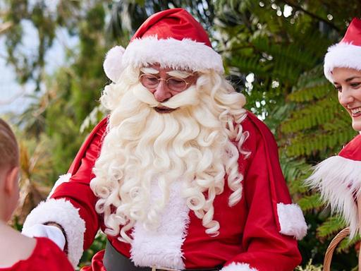 Your chance to meet the man himself before he heads off on his journey round the world! Tell Santa what's on your wish l...