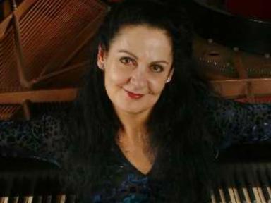 Internationally acclaimed Australian pianist, Sarah Grunstein, returns to the Sydney Opera House by popular demand, to p...