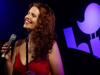 Australian singer/songwriter Sarah Maclaine constantly delights audiences with her rich, velvety voice, beautiful tone and fantastic vocal range.