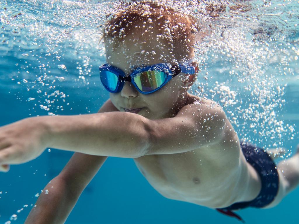 School holiday swim clinics at Andrew (Boy) Charlton Pool 2021 | Sydney