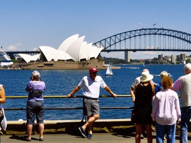 This 5-star rated tour is the most affordable tour in Sydney. It is perfect for families with kids and groups as it is t...