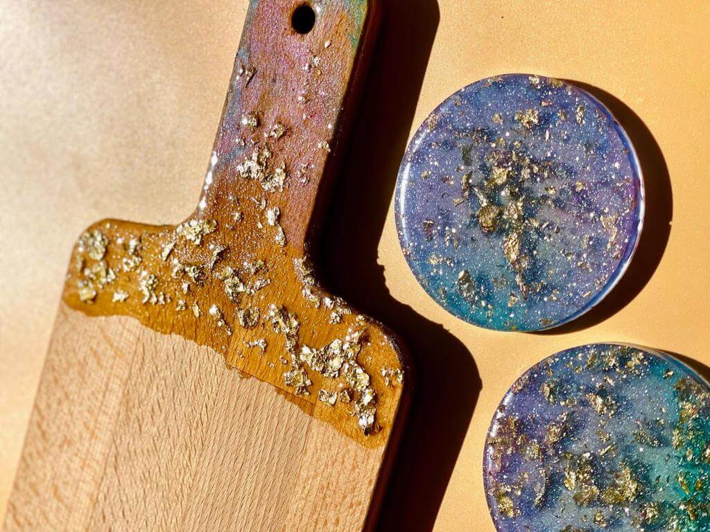 Sip 'n' Dip - Learn to make an epoxy resin paddle board plus 2 coasters- Mango Hill Coffee Club 2023 | What's on in Mango Hill