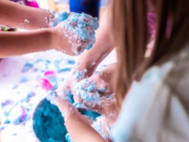 GET CREATIVE THESE SCHOOL HOLIDAYS AT MARRICKVILLE METRO SHOPPING CENTRE!Experiment, mix and create your own batch of sl...