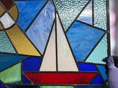 Learn to construct your own leadlight glass panel by practising key techniques such as glass cutting, leading, soldering...