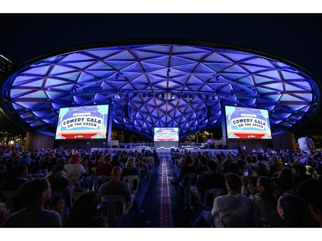 Sydney Comedy Festival: Gala On The Green 2026 | What's on in Darling Harbour