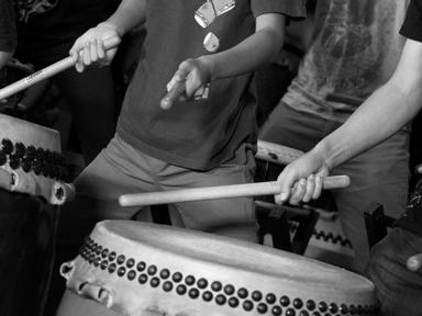 TAIKO TIME with Ian - Pad Work- Paradiddles & Playing a PieceIan will present a series of sessions that will cover techn...