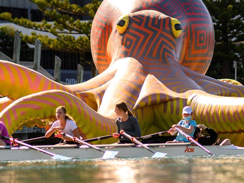 Te Wheke-a-Muturangi: The Adversary, Kayak Tours 2024 | Sydney