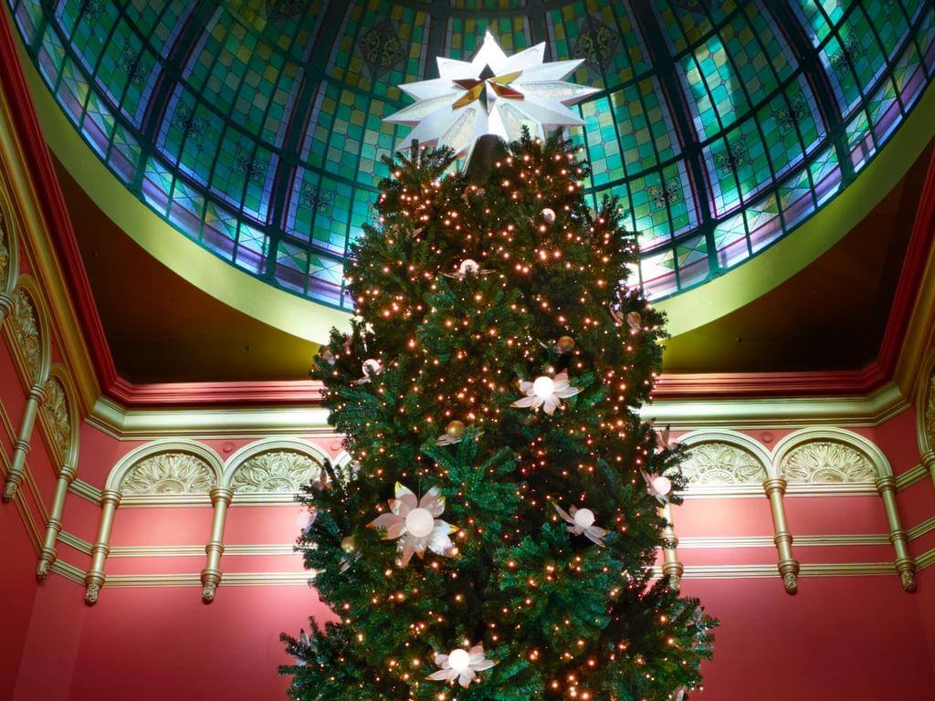 The QVB Christmas tree 2021